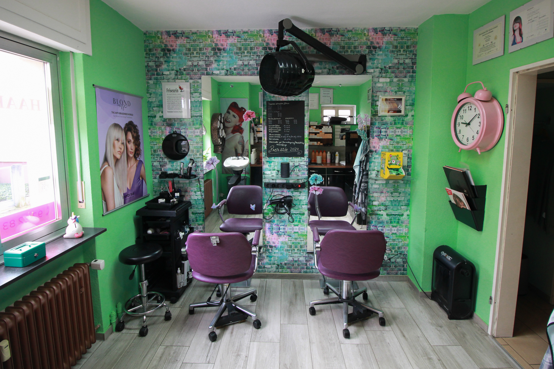 Friseursalon Haar-Kontrast Groß-Zimmern